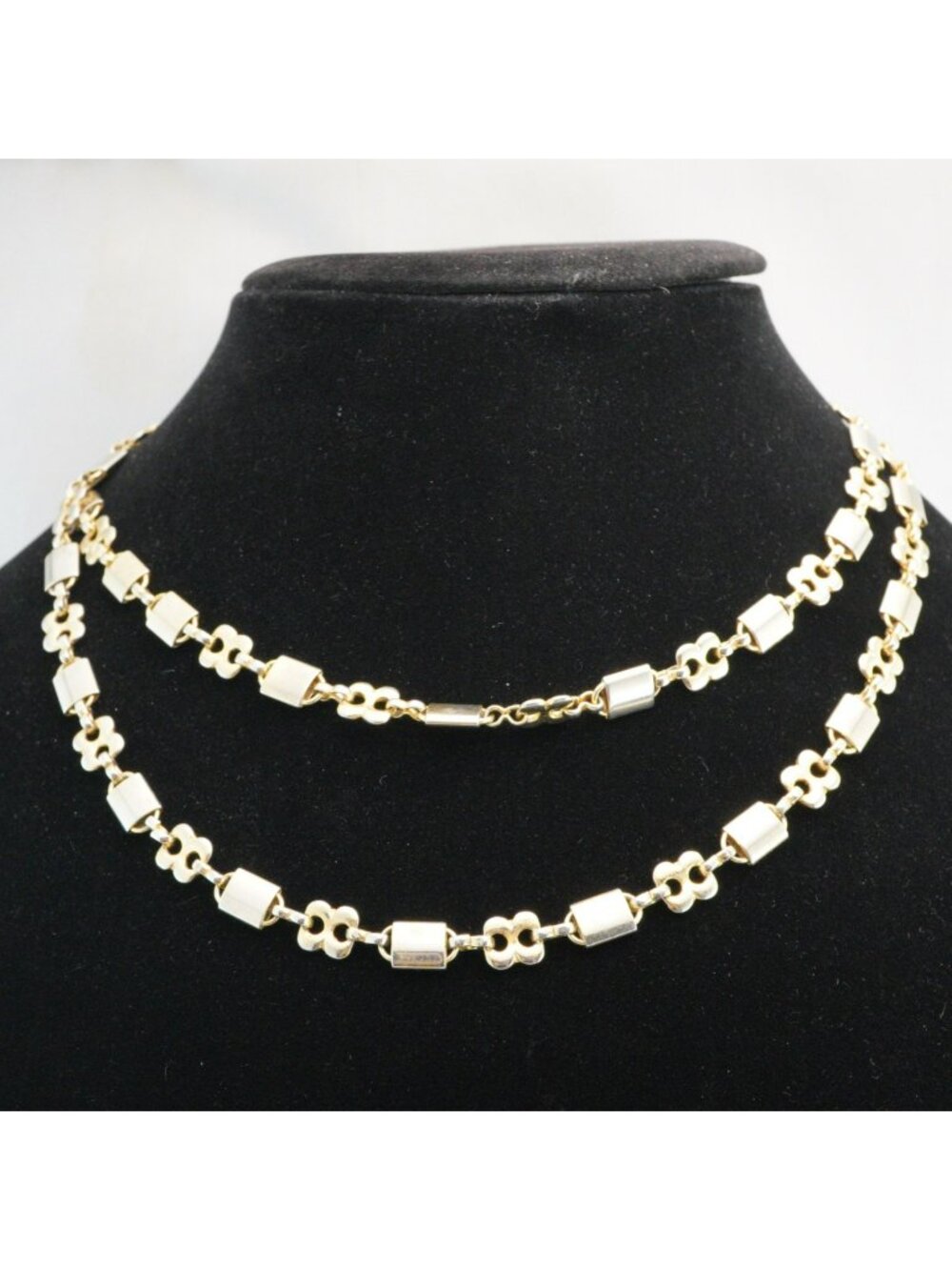 Vintage Gold Tone Necklace Floral Barrel Link 35 Inch Long Layering